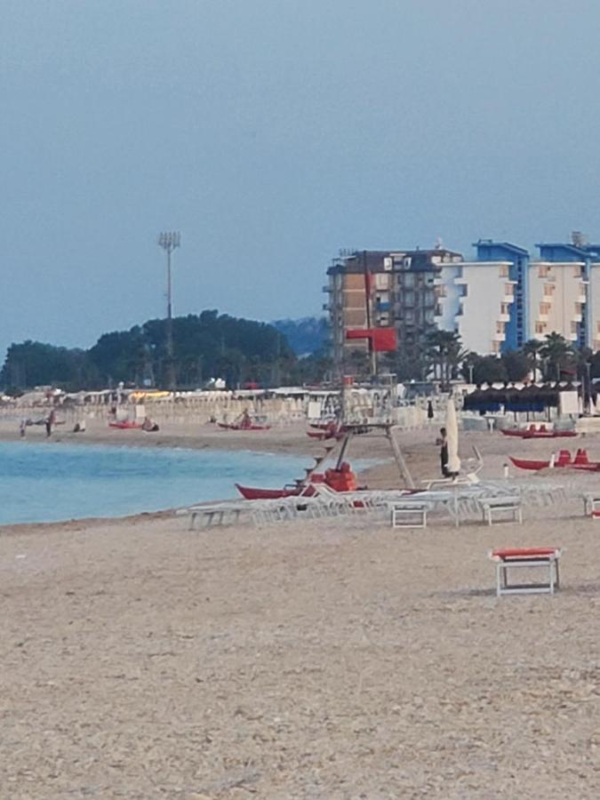 B&B Lido Apartament 10A Civitanova Marche Εξωτερικό φωτογραφία