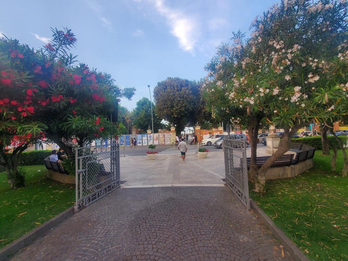 B&B Lido Apartament 10A Civitanova Marche Εξωτερικό φωτογραφία
